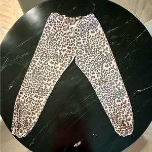 Sundry sweatpants pink with grey camo loose fit.